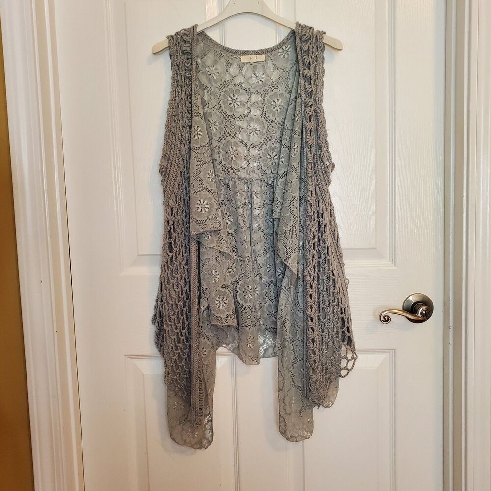 Easel Lace & Crochet Vest Boho Cottagecore Romantic Fairycore SMALL